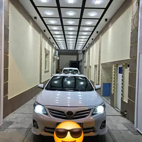 Toyota Corolla 2012