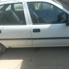 Opel Vectra 1990