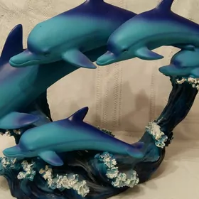 статуэтка -Дельфины