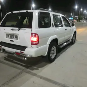 Nissan Pathfinder 2003