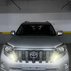 Toyota Land Cruiser Prado 2014