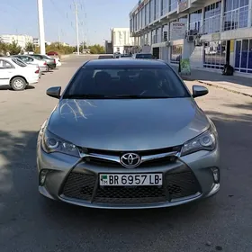 Toyota Camry 2016