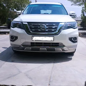 Nissan Pathfinder 2020