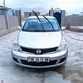Nissan Versa 2010