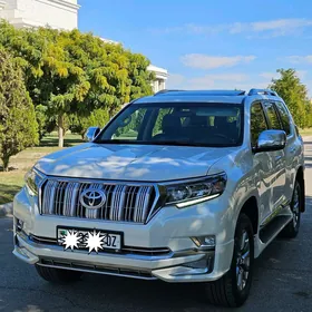 Toyota Land Cruiser Prado 2018