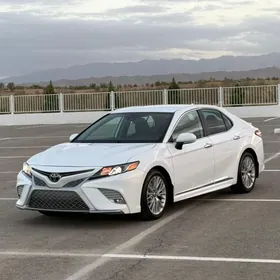 Toyota Camry 2020