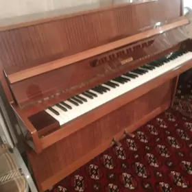 pianino  пианина