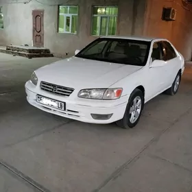 Toyota Camry 2000