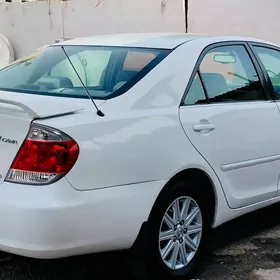 Toyota Camry 2004