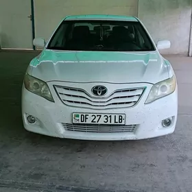 Toyota Camry 2010