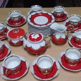 Çaýnyý serwiz buton gyzyl çaýy