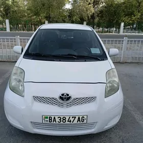 Toyota Yaris 2010