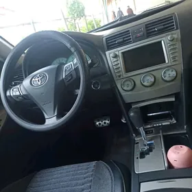 Toyota Camry 2010