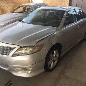 Toyota Camry 2011