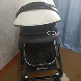 Kolýaska (Коляска) çaga üçin