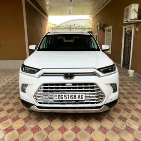 Toyota Grand Highlander 2024