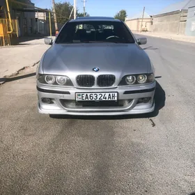 BMW E39 1999