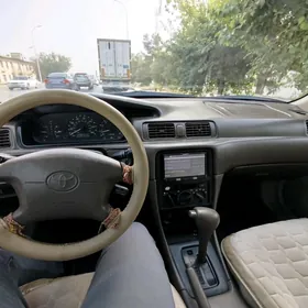 Toyota Camry 1997