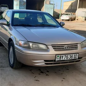 Toyota Camry 1999