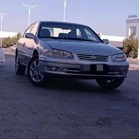 Toyota Camry 2000