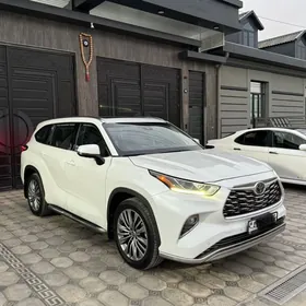 Toyota Highlander 2020