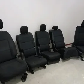Ford Explorer Sidenya