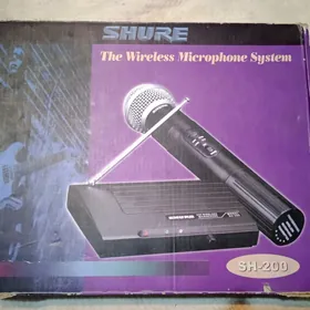 SHURE SH 200