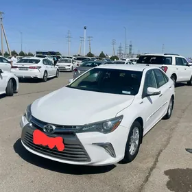 Toyota Camry Hybrid 2017