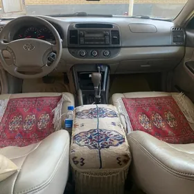 Toyota Camry 2005