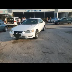Toyota Camry 2001
