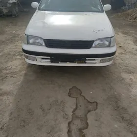 Toyota Corona 1995
