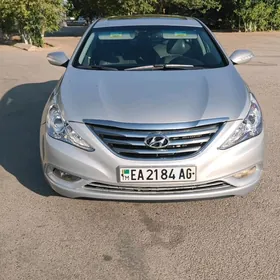 Hyundai Sonata 2011