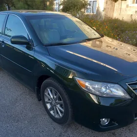 Toyota Camry 2011