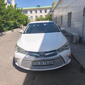 Toyota Camry 2016