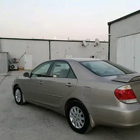Toyota Camry 2005