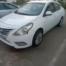 Nissan Sunny 2015