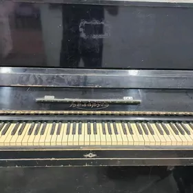 Pianino
