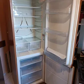 холодильник INDESIT