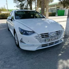 Hyundai Sonata Hybrid 2020