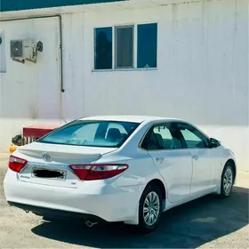 Toyota Camry 2017