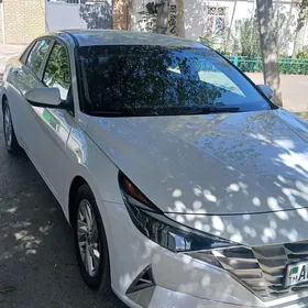 Hyundai Elantra 2021