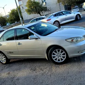 Toyota Camry 2003