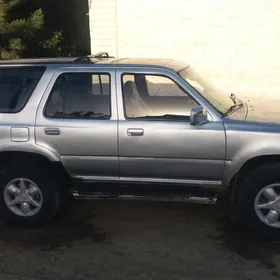 Toyota 4Runner 1995