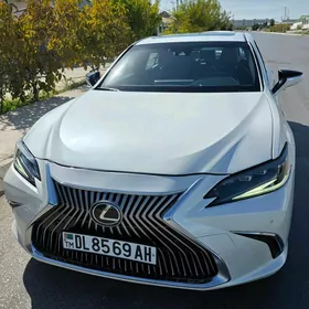 Lexus ES 350 2019
