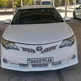 Toyota Camry 2013