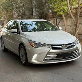 Toyota Camry 2016