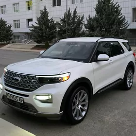 Ford Explorer 2023