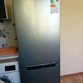 SAMSUNG HOLODILNIK NO FROST