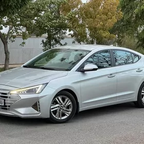 Hyundai Elantra 2019