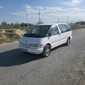 Toyota Previa 1993